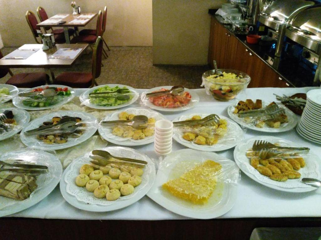 Tac Mahal Hotel อิสตันบูล ภายนอก รูปภาพ